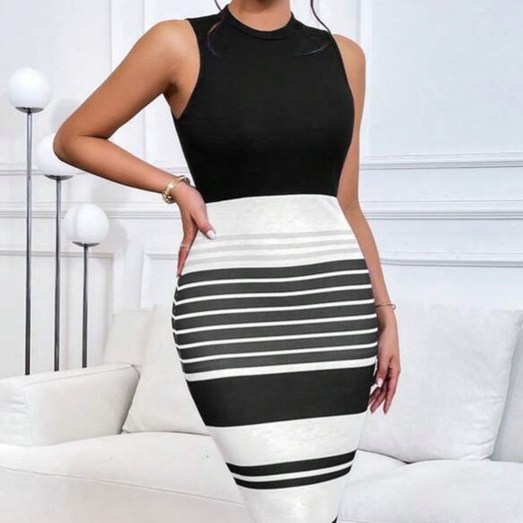 Women’s Striped Colorblock Dress. - Picture 9 of 14